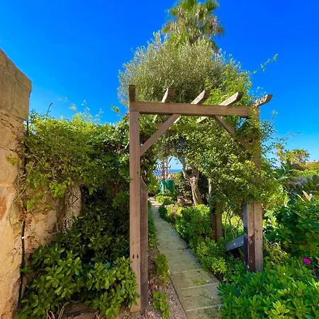 Tranquil Garden Hideaway In Gozo 公寓