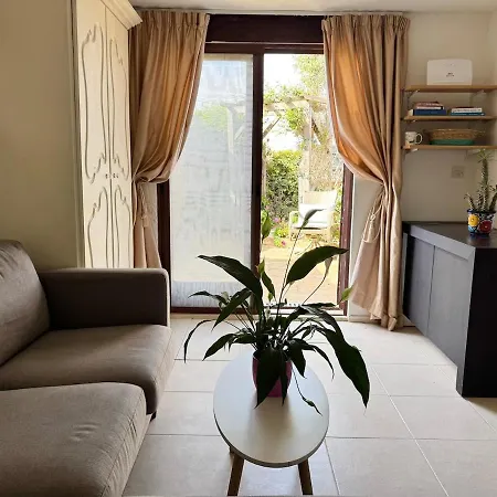 Tranquil Garden Hideaway In Gozo *